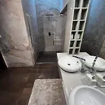 S Virivkou V Centre - *