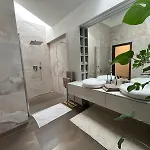 Apartamento S Vírivkou V Centre - *