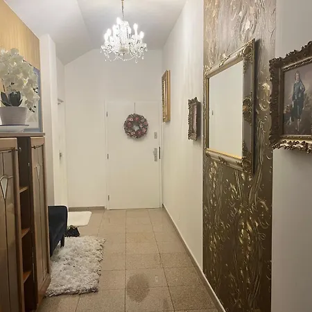Apartamento S Vírivkou V Centre - *