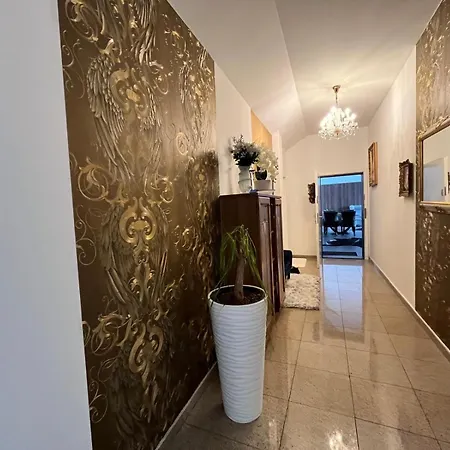 S Vírivkou V Centre - Appartamento