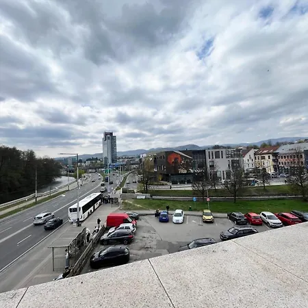 S Vírivkou V Centre -
